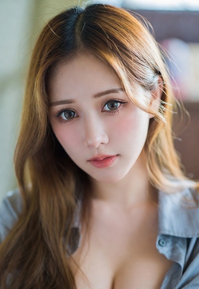 เย็ดนักศึกษาสาวปี 1 บนรถเมล์สาย 8 น้ำแตกคาชุดนักศึกษา เย็ดนักศึกษา